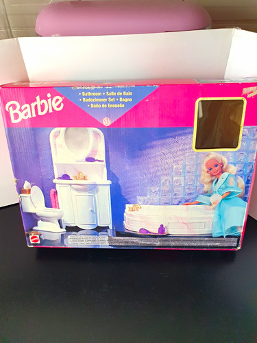 Vintage barbie bathroom - vintage,