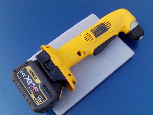 Milwaukee m18 dewaltdw960 - /,