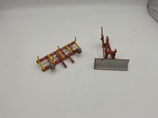 Britains Farm Implements Bundle – Spring Tine Cultivator & Farm Blade BB1