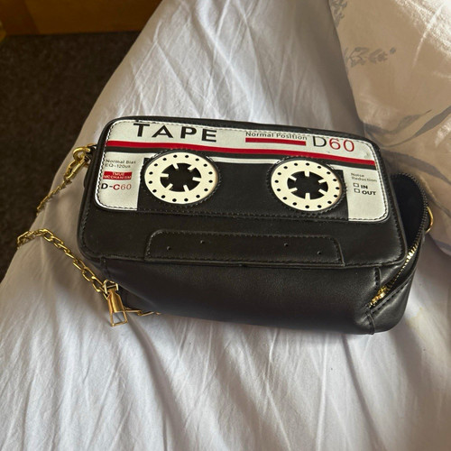 Retro hand bag
