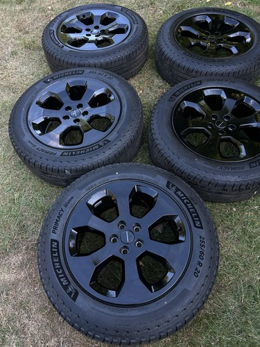 Land rover defender - land,