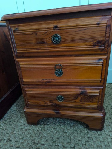 Pine bedside chest drawers - pine, of
