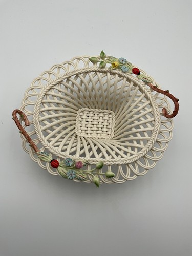 Belleek collector society - belleek,