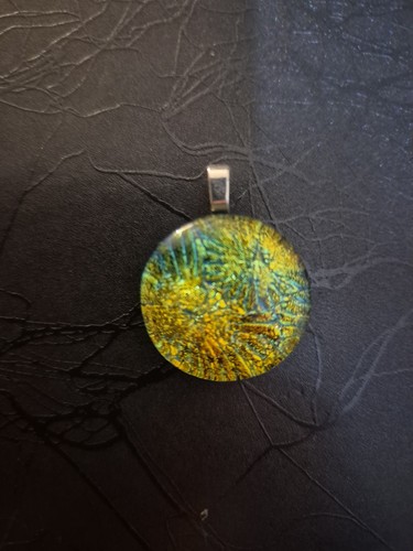 Used round yellow - used, green