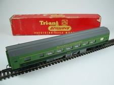 Tri-ang  R338 Diner Car Duo