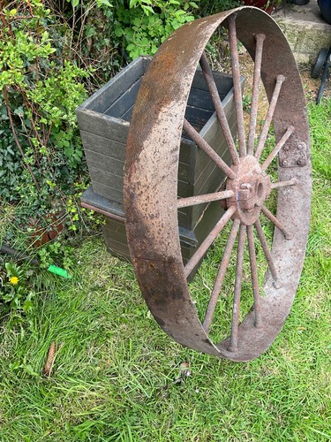 Line shaft cast iron - iron, mill