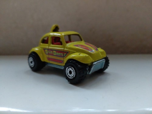 Hot wheels baja beetle - hot,