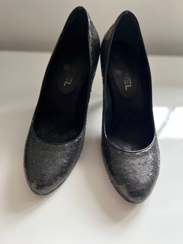 Chanel court shoes with - chanel,,