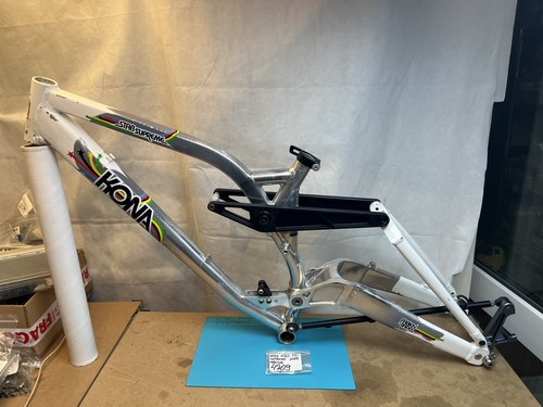 Kona stab supreme - kona, supreme.