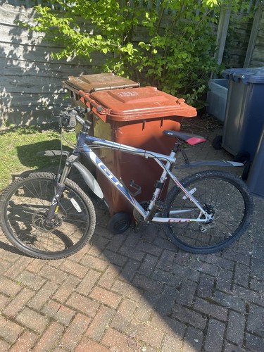 Mountain bike - gt,