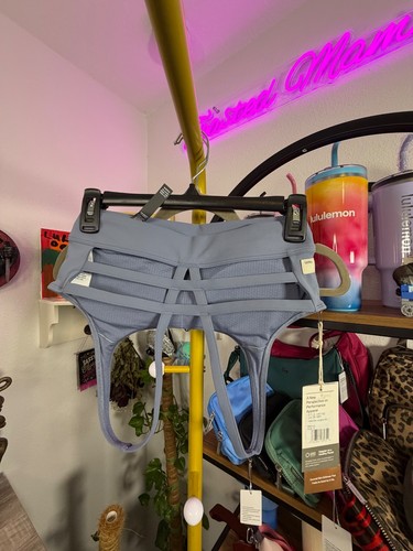 Vuori nwt sold - out, yosemite