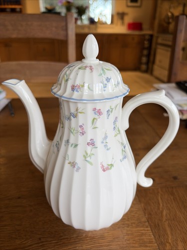 Royal worcester forget - me, not