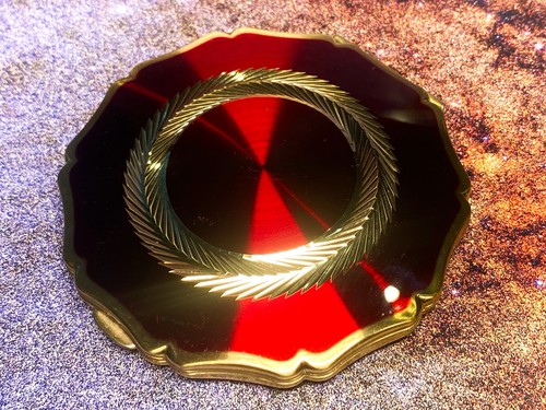 Metallic red gold - , queen