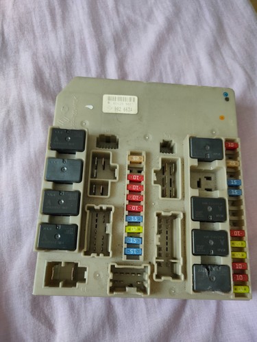 Renault clio engine relay - ,