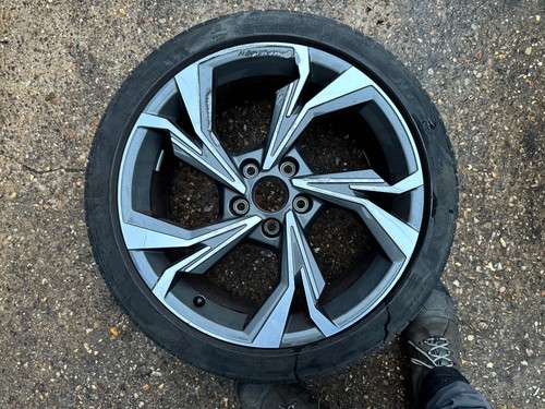 Genuine audi 18 - a3, 8y