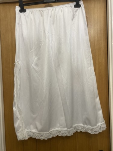 Polyester half slip white - half, xl