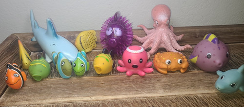 Ocean animals mini figures - 14,