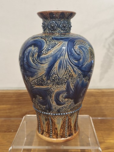 Excellent early doulton - excellent,