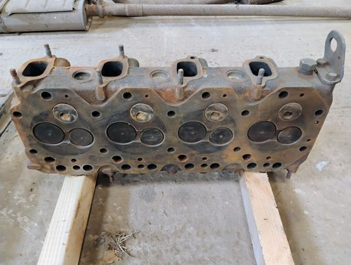 Toyota landcruiser diesel - toyota, 3b