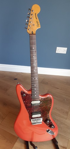 2011 squier fender vintage - by,