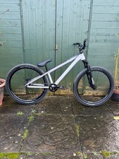 Mongoose Fireball Dirt Jumper