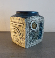 Troika Marmalade Vase  Signed