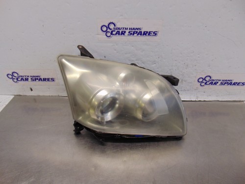 Toyota avensis headlight - toyota, 06-09