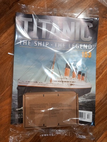 Build the titanic scale - build,