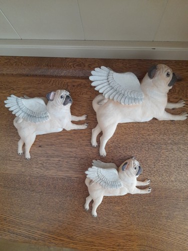 Ceramic flying pug wall - pug,