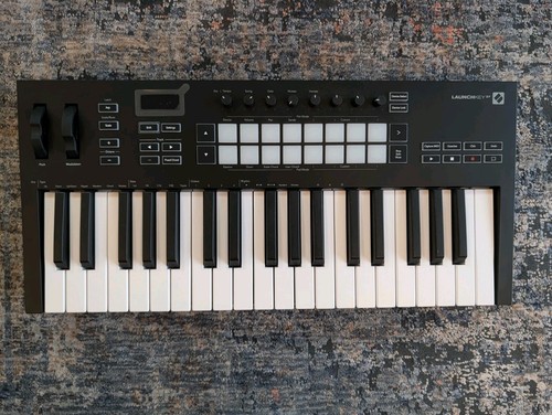 Novation launchkey mk3 - novation,