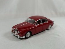 Burago 1/18 Scale Die Cast Model Jaguar Mark 2 - Red