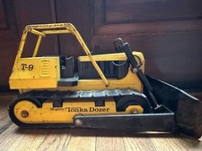 Vintage 1970's Mighty Tonka T-9 Dozer Bulldozer Pressed Steel T9 #1184