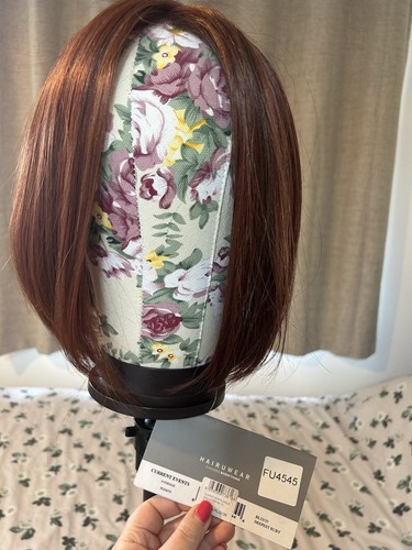 Raquel welch wig - raquel, current