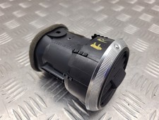 2009 AUDI A3 8P DASHBOARD AIR VENT GRILL FRONT RIGHT DRIVER SIDE 8P0820901C5PR