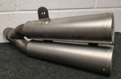 Bmw nine akrapovic exhaust - bmw,