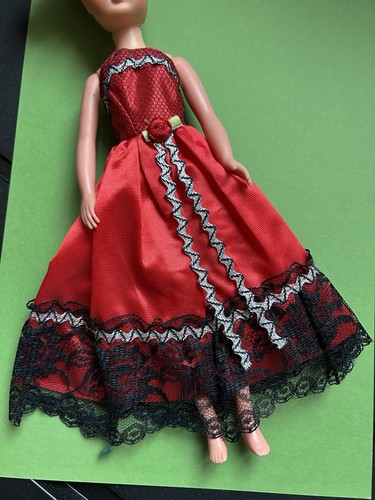 Vintage 1970s sindy - 💛,