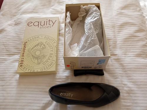 Ladies shoes equity size - shoes, 4e