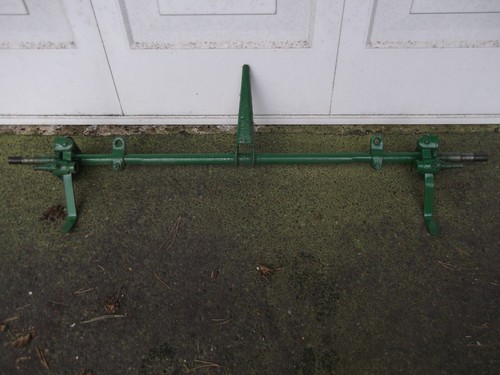 Ransomes gang mower axle - 1,