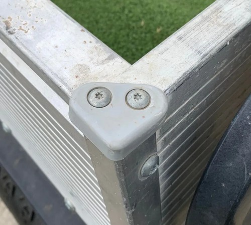 Genuine club car corner cap - club,