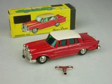 Schuco Nutz Micro Racer 1038