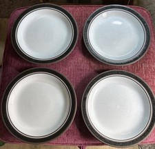 4 Hornsea Contrast Dinner