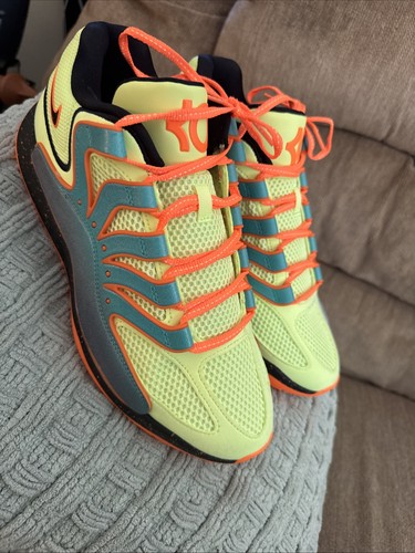 Brand new box men size - new,