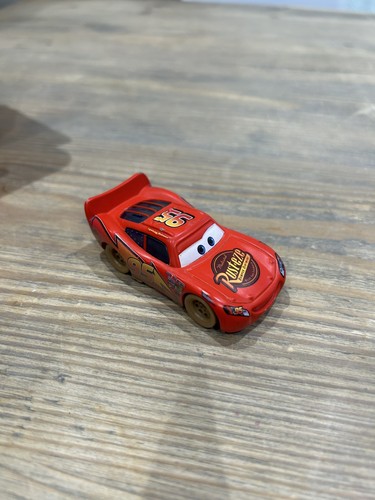 Disneys lightning mcqueen - disneys,