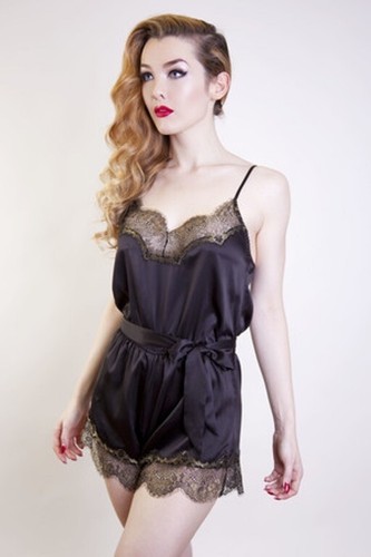 Playful promises scarlett - playful,