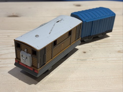 Thomas trackmaster toby - trackmaster,