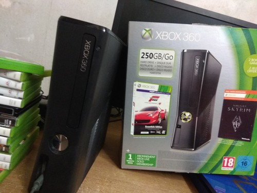 Microsoft xbox 360 slim with - xbox,