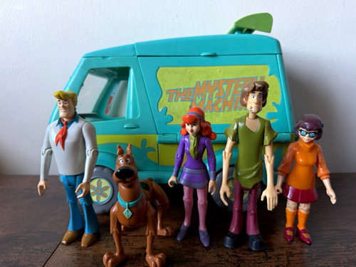 Scooby doo mystery machine - mystery,