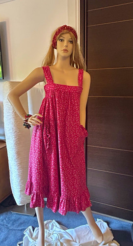 Vintage 1970s laura - laura, red