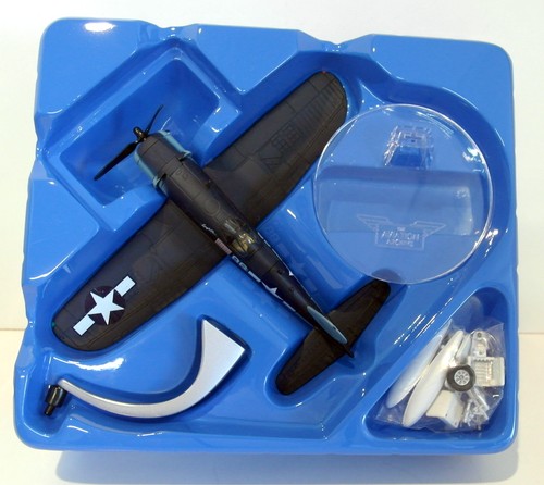 Corgi aa33004 f4u 1a - 1/72,