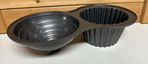 Wilton giant cupcake pan - 3d,